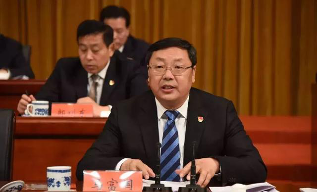 我市首次表彰鹤壁功臣，市四大班子向全市人民立下军令状